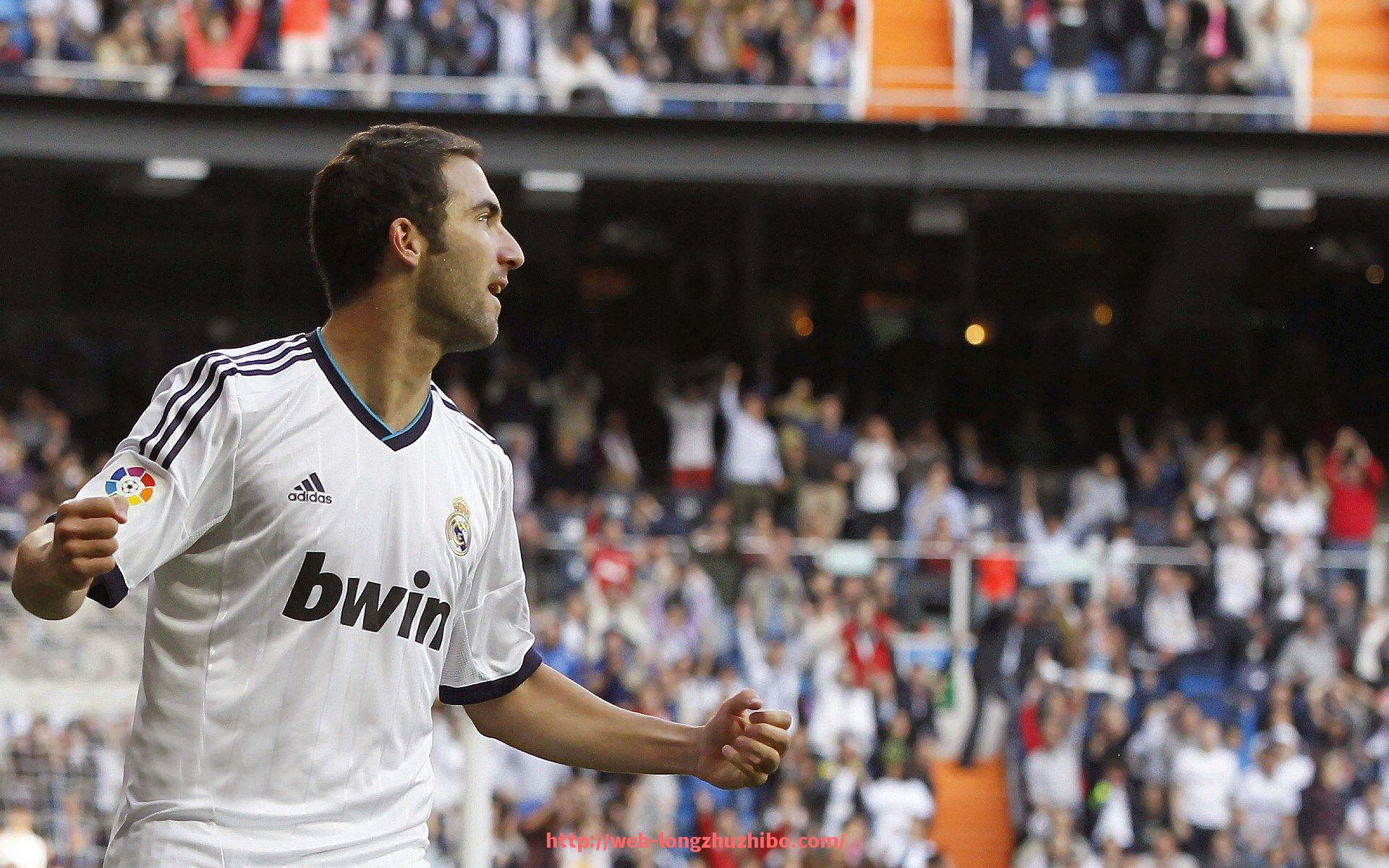 龙珠直播-世俱杯金手套门将能力对比与守门关键数据解读