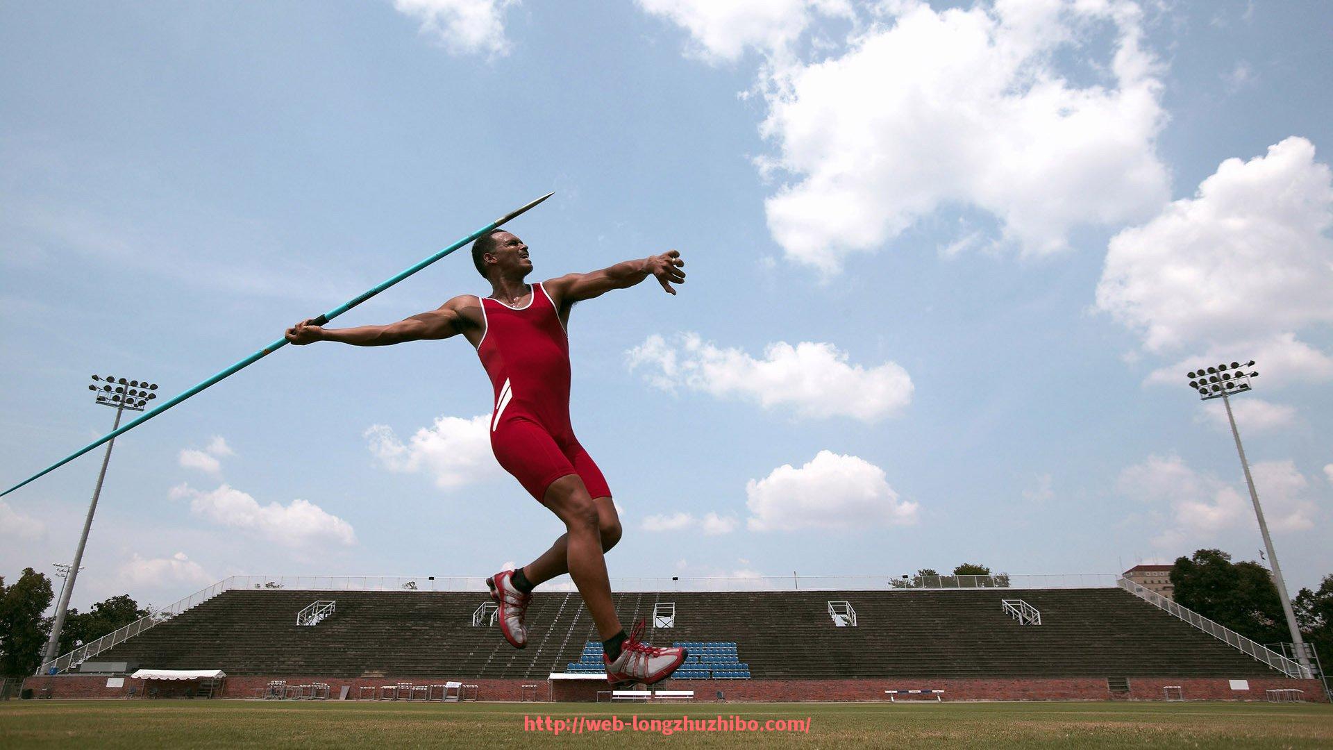 龙珠直播-曼联比赛点评全面还原世俱杯对战过程，专家深度复盘